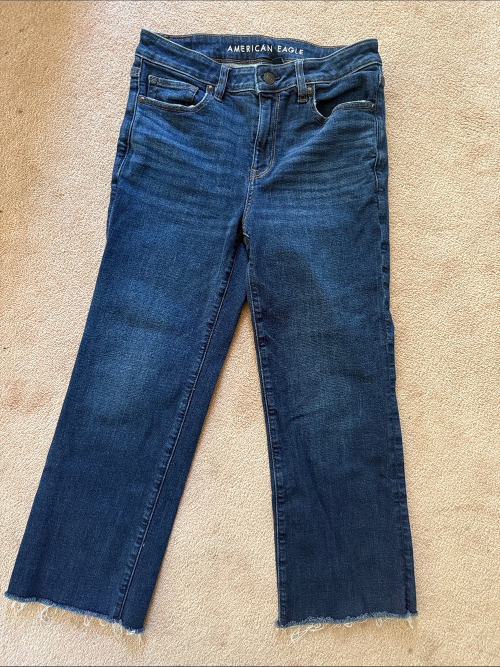 American Eagle size 6 short kick boot crop jeans denim stretch